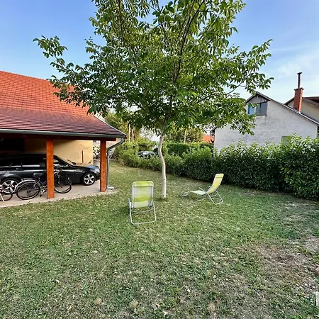 Domi Haz - Panorama Nyaralo Balatonszepezd
