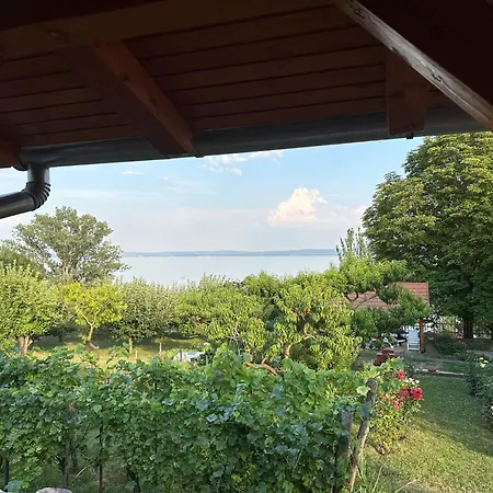 Domi Haz - Panorama Nyaralo