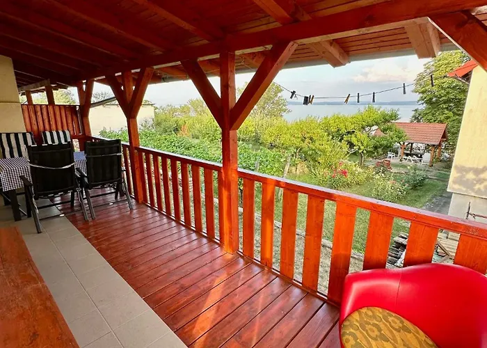 Vakantiehuis Domi Haz - Panorama Nyaralo *